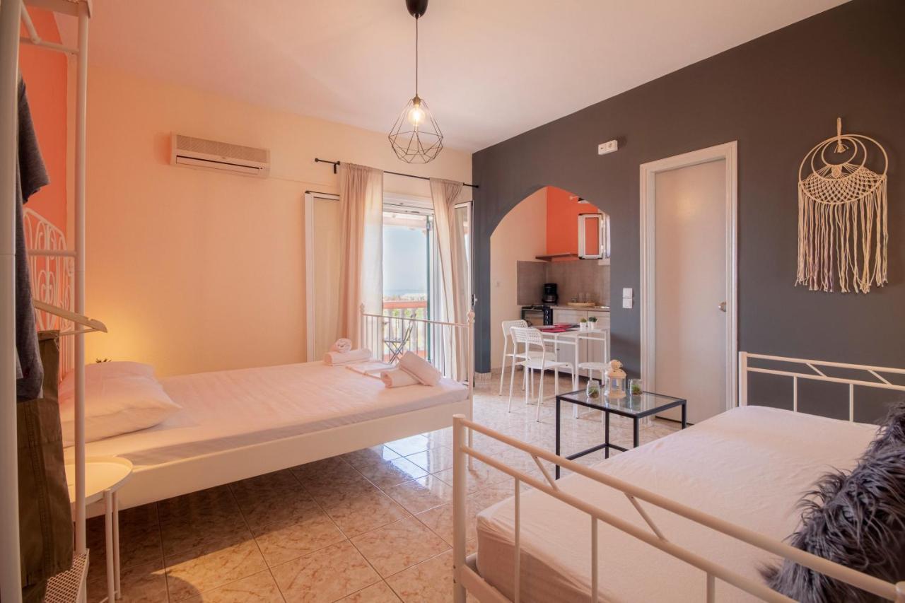 Issos Studios Agios Georgios  Buitenkant foto