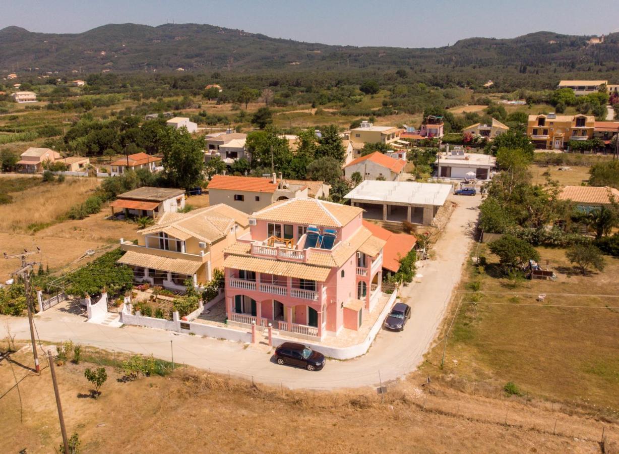 Issos Studios Agios Georgios  Buitenkant foto